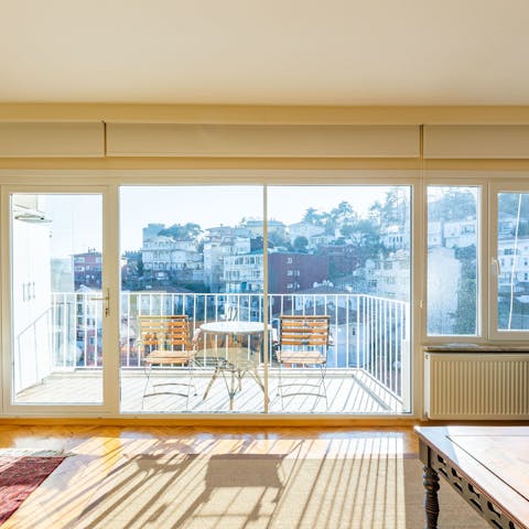 Immerse yourself in panoramic views of Sariyer from inside the apartment