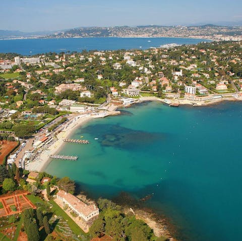 The glitz and glamour of Cannes awaits a half-hour drive away