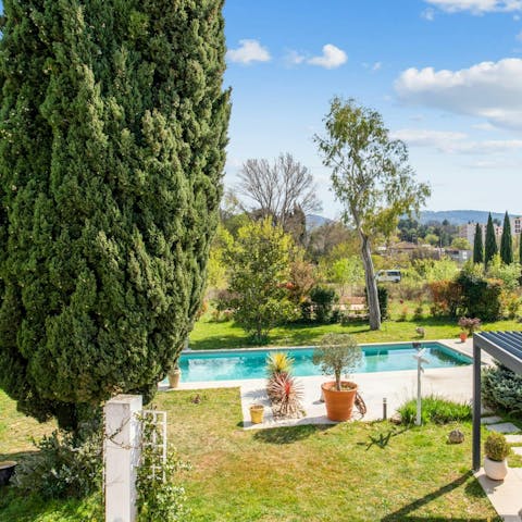 Soak up the Provençal sun beside the private pool