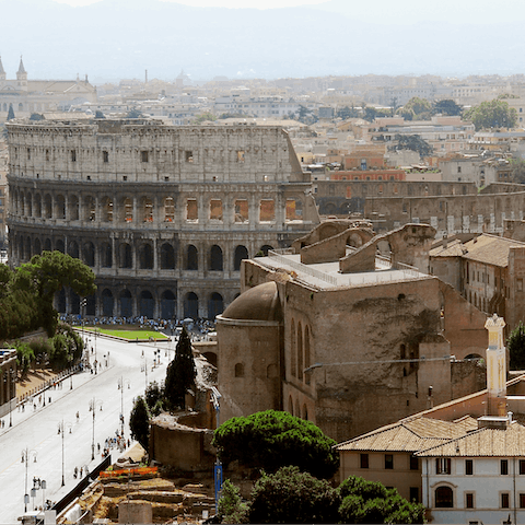 Walk just twenty-five minutes to the Colosseum