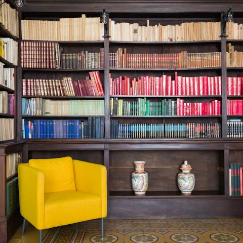 Choose a book from the beautiful library and relax after a busy day exploring Rome