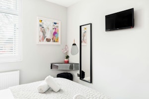 Luxe Sanctuary image 8