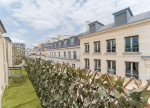 The Parisian Getaway image 10