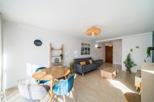 Cannes Breeze image 5