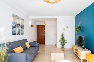 Cannes Breeze image 1