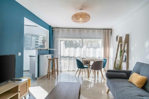 Cannes Breeze image 4