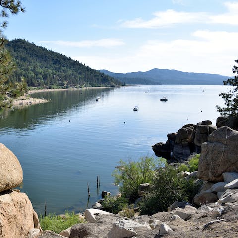 Explore California’s iconic Big Bear Lake, less than a ten-minute drive away