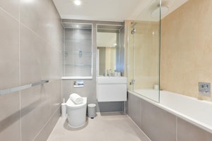 East London Abode image 9