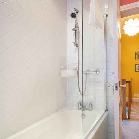 Indulge yourself with an uninterrupted soak in the home's bathtub