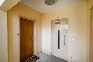 Charming Parkside Haven image 4