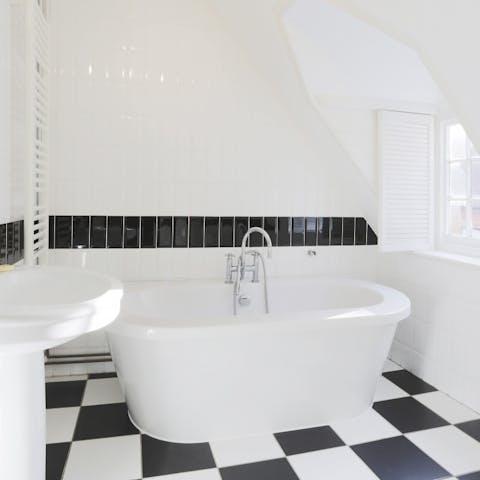 End the day with a soak in the bathtub