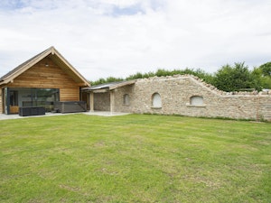 Somerset Serenity image 1