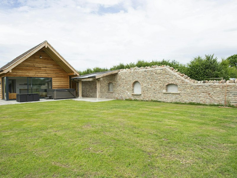 Somerset Serenity main image