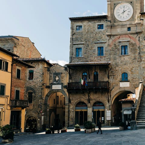 Explore Arezzo, a thirty-minute drive away