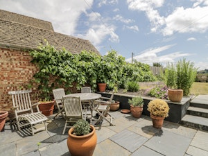 The Cosy Cotswolds image 13