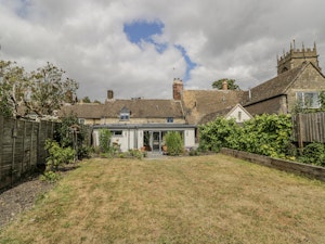 The Cosy Cotswolds image 8