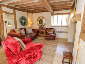 The Cosy Cotswolds image 2