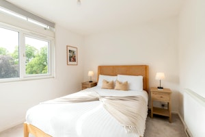 Clapham Rest image 10