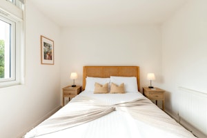 Clapham Rest image 3