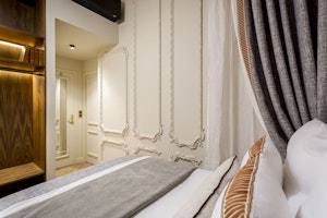 Marble & Pearls image 7