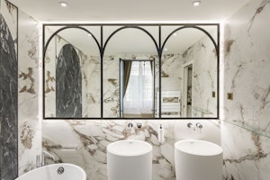 Marble & Pearls image 3