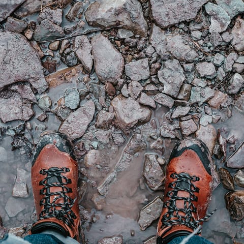 Hike through the Pyrenees