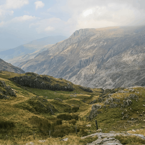 Lace up your hiking boots and explore the hillsides of the surrounding Snowdonia National Park