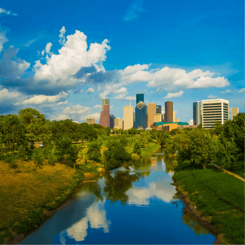 Take a walk through the Skyline District – you can reach the centre of Downtown in just over ten minutes