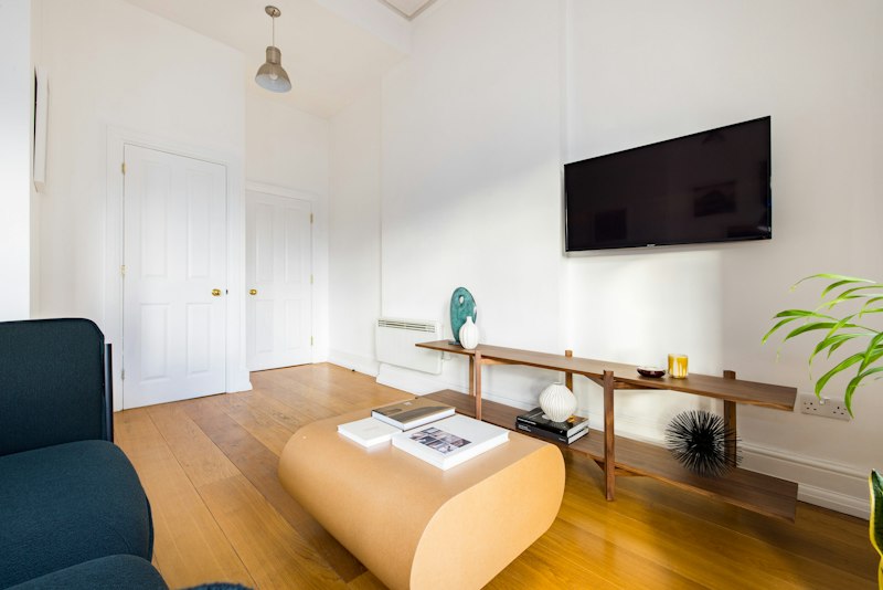 Bluestone & Chalk additional image