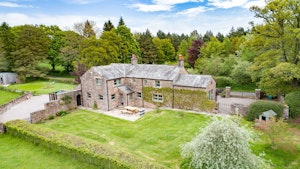 Woodland Hide Away image 1