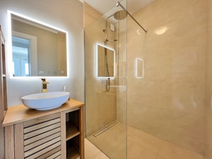 Riviera Verve image 14