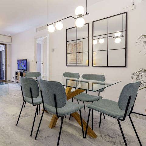 Share drinks and tapas around the table or wander to a nearby restaurant