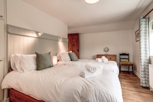 Meadowland image 7