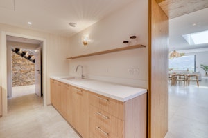 Refined Horizon image 6