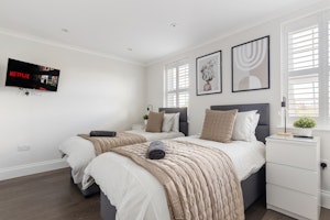 A Grand Abode image 6