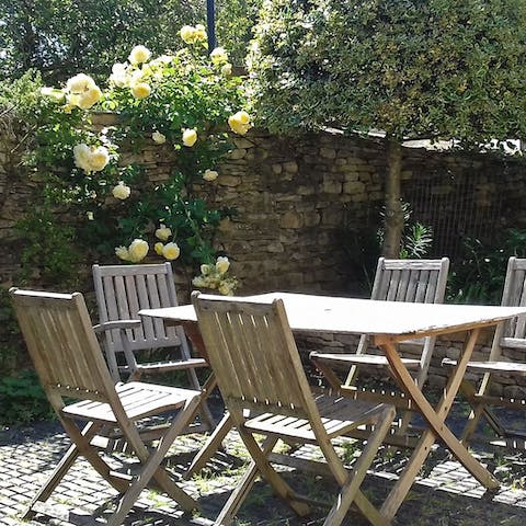 Take your meals outside and soak up the sunshine