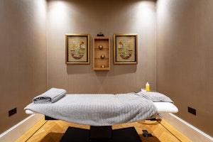 Classic Abode image 14