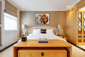Classic Abode image 9