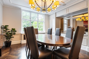 Classic Abode image 6