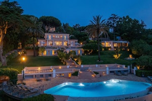 South Sea Bliss image 13