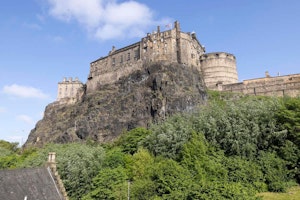 Castle's Edge image 3