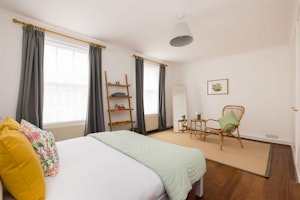 Primrose Hill Perch image 10