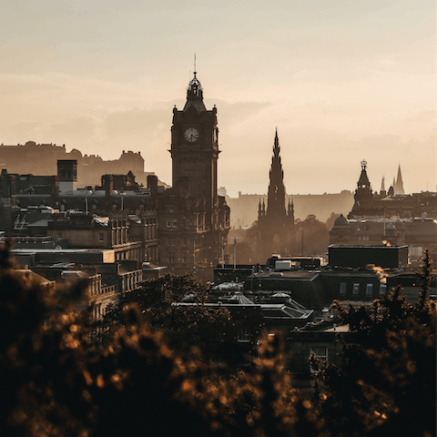 Stay in the heart of Edinburgh