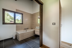 Chic Chalet image 3