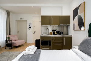 Greenwich Gem image 8