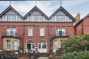 A Whitby Retreat image 7