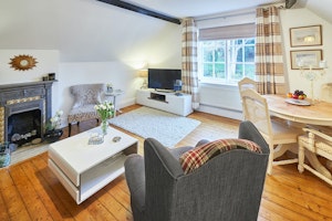 A Whitby Retreat image 1