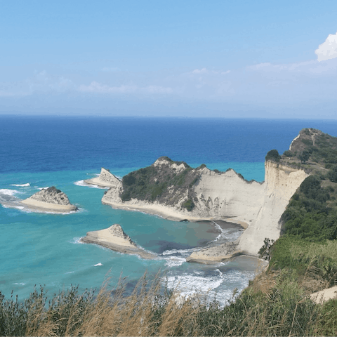 Discover the enchanting Corfu with its beaches and picturesque towns