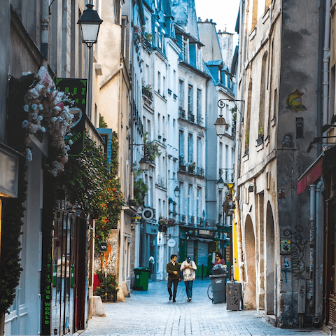 When you're not reading, explore the trendy Marais district right outside