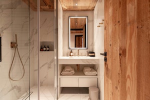Cashmere & Company image 9